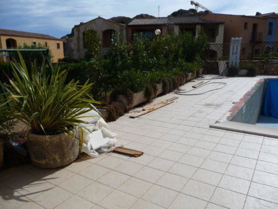 Defekter Pool Hotel Dolce Vita