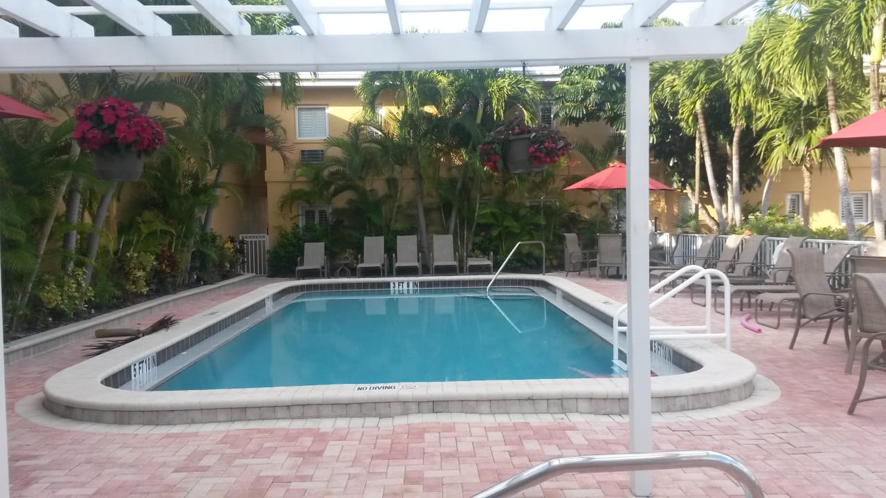 Pool Hotel Inn At The Beach