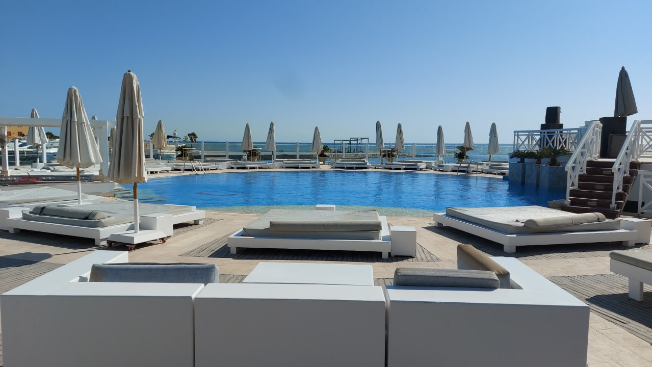 Pool Ancient Sands Golf Resort