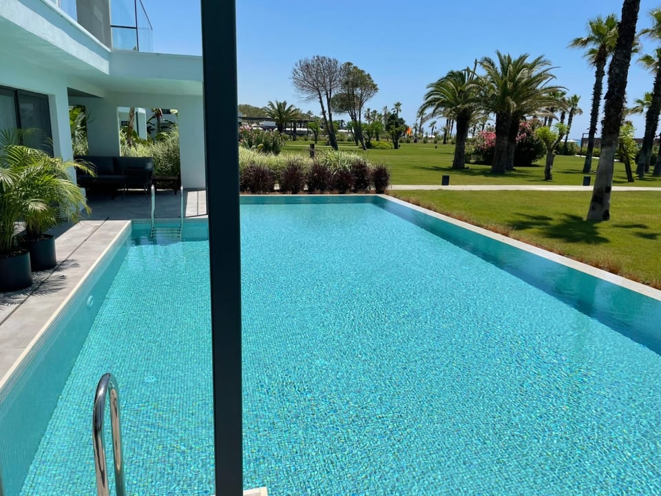 Pool Paloma Finesse