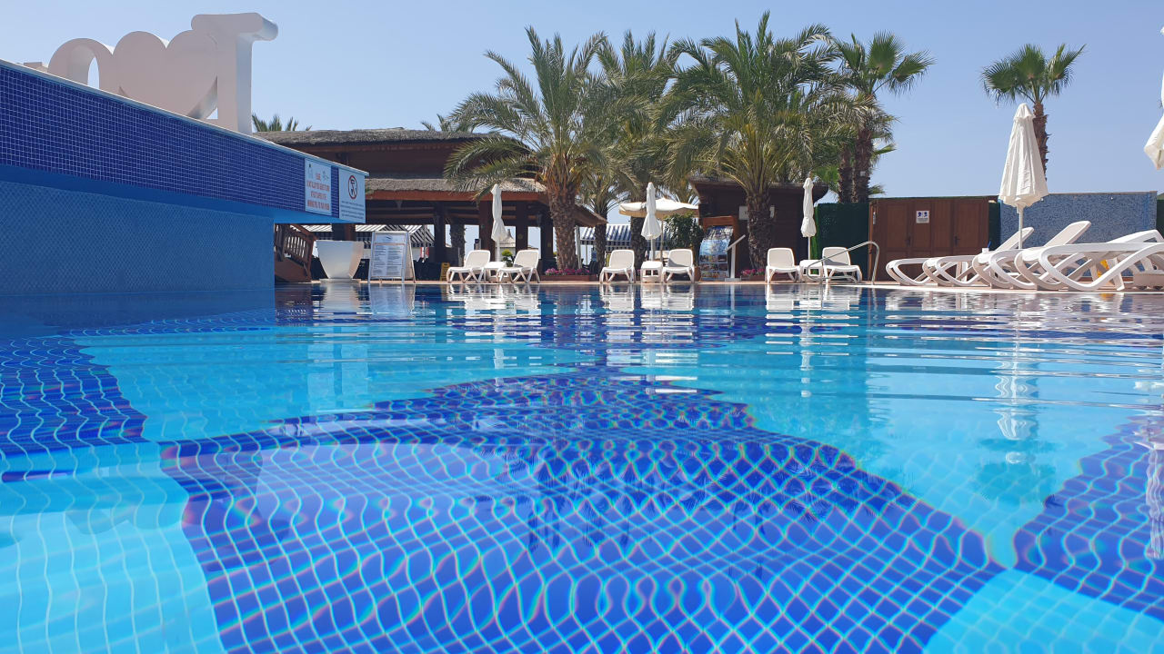 Pool Quattro Beach Spa & Resort
