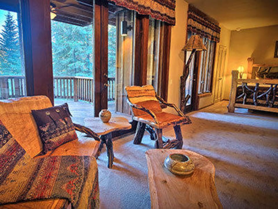 High Sierra Suite / Little Ahwahnee Inn Yosemite Little Ahwahnee Inn Yosemite