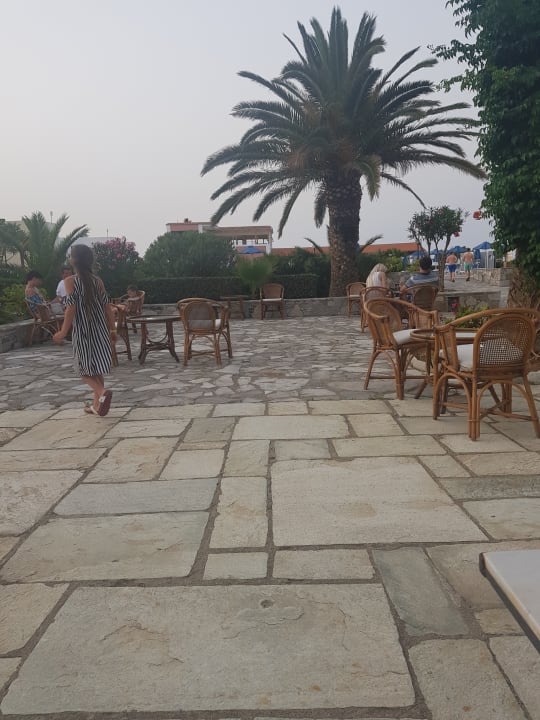 Gastro Dessole Dolphin Bay Resort