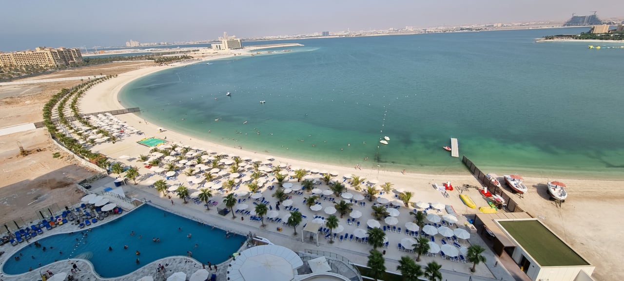 Strand Hampton by Hilton Marjan Island