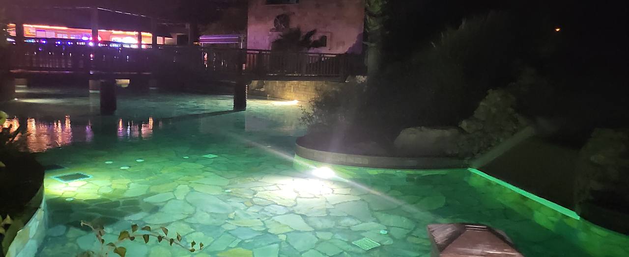 Pool Club Grand Side