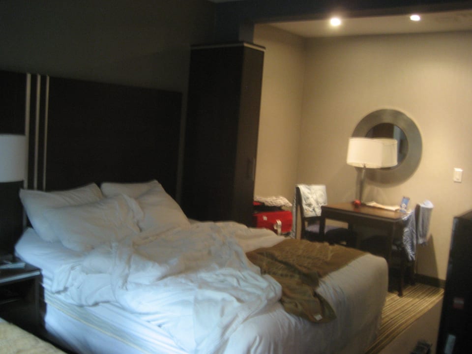 Kleiner Tisch Hotel Comfort Inn City Centre