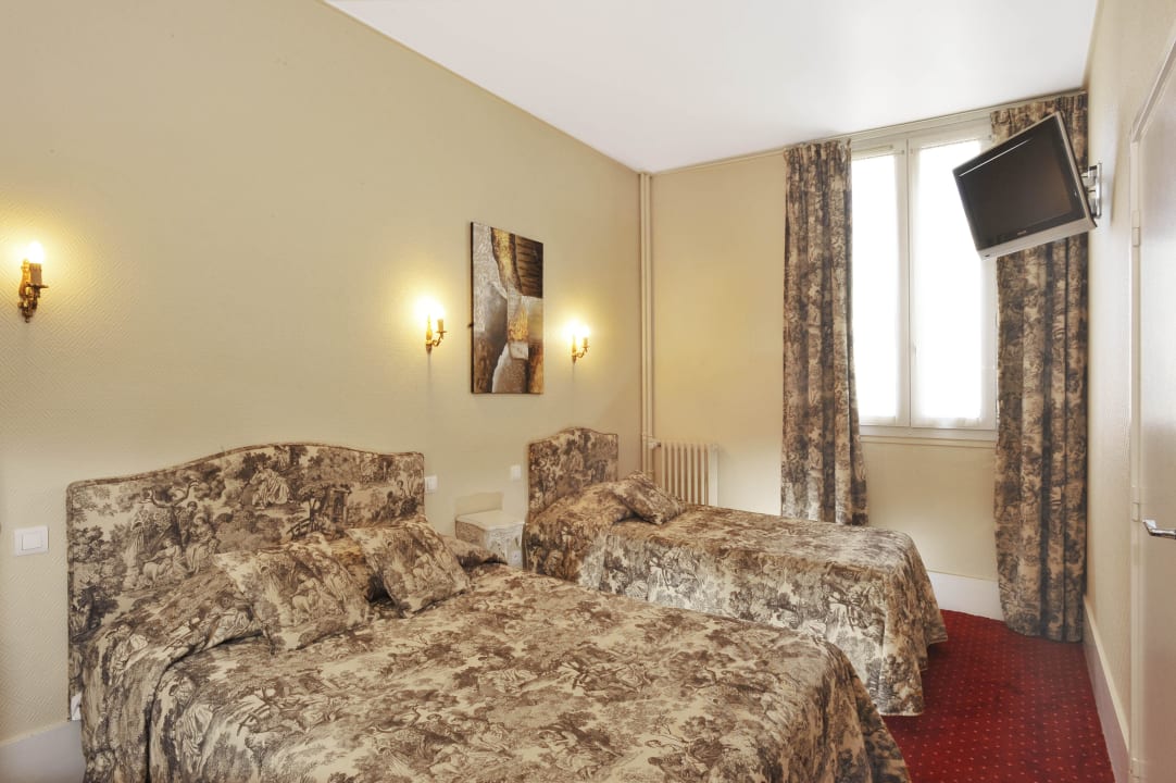 Chambre triple A L'hotel Des Roys