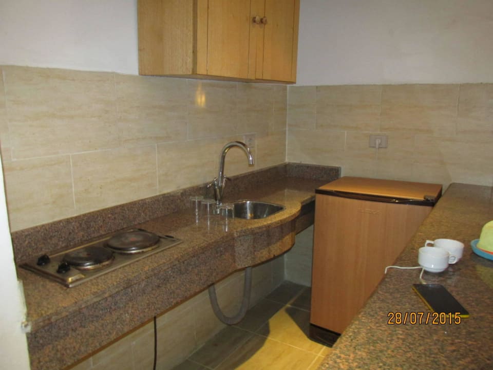 Кухня в номере. Pickalbatros Alf Leila Wa Leila Resort - Neverland Hurghada