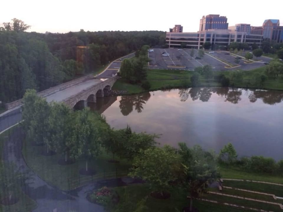 Schön draußen See Westin Washington Dulles Airport