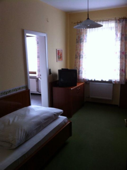 Zimmer 20 Link´s geht es ins Bad  Hotel Liebl