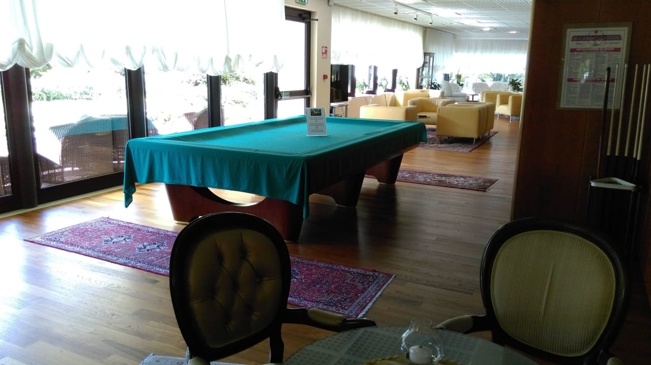 Billardtisch Savoy Beach Hotel & Thermal Spa
