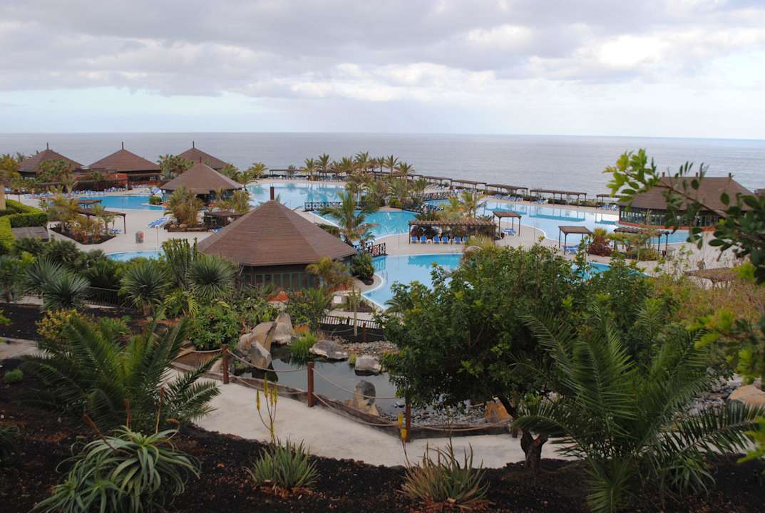 Riesige Poolanlage La Palma Princess