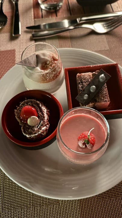 Gastro Veligandu Maldives Resort Island