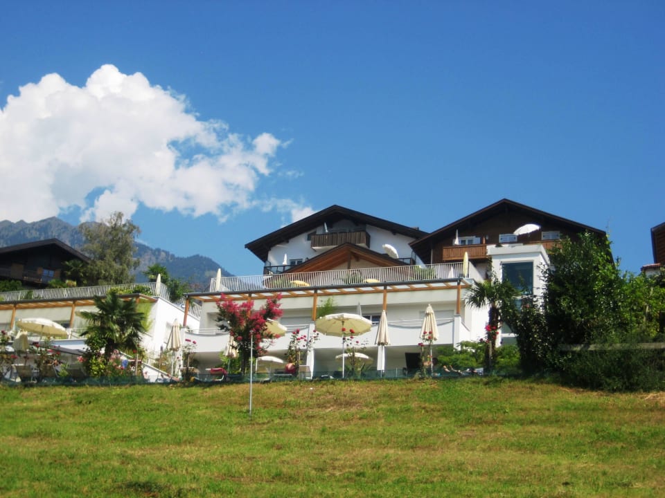 Ansicht von der Falknerpromenade Panoramahotel Am Sonnenhang