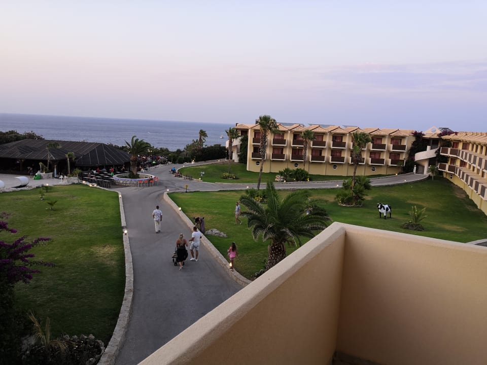 Außenansicht Hotel Kalithea Horizon Royal