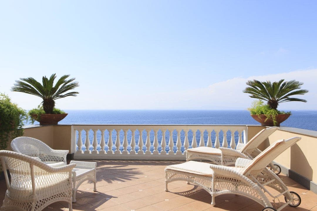 Executive room - Sea frontal View - Balcony Hotel Corallo Sorrento