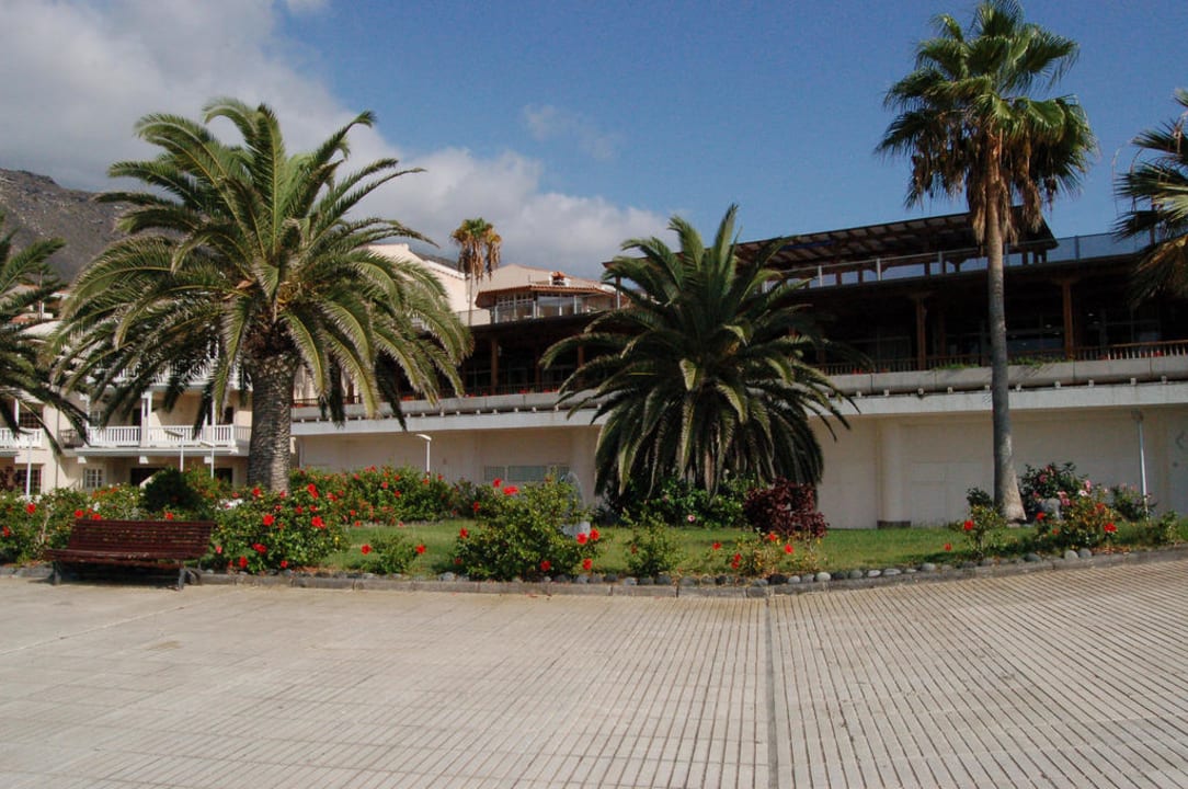 Blick auf die Terrasse Melia La Palma Hotel