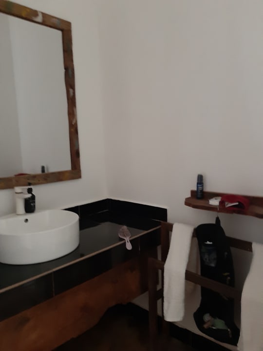 Zimmer Reef & Beach Resort