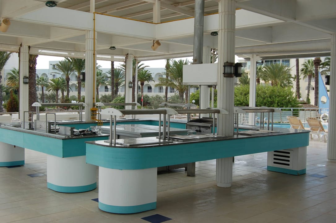 Büffet am Pool El Mehdi Beach Resort