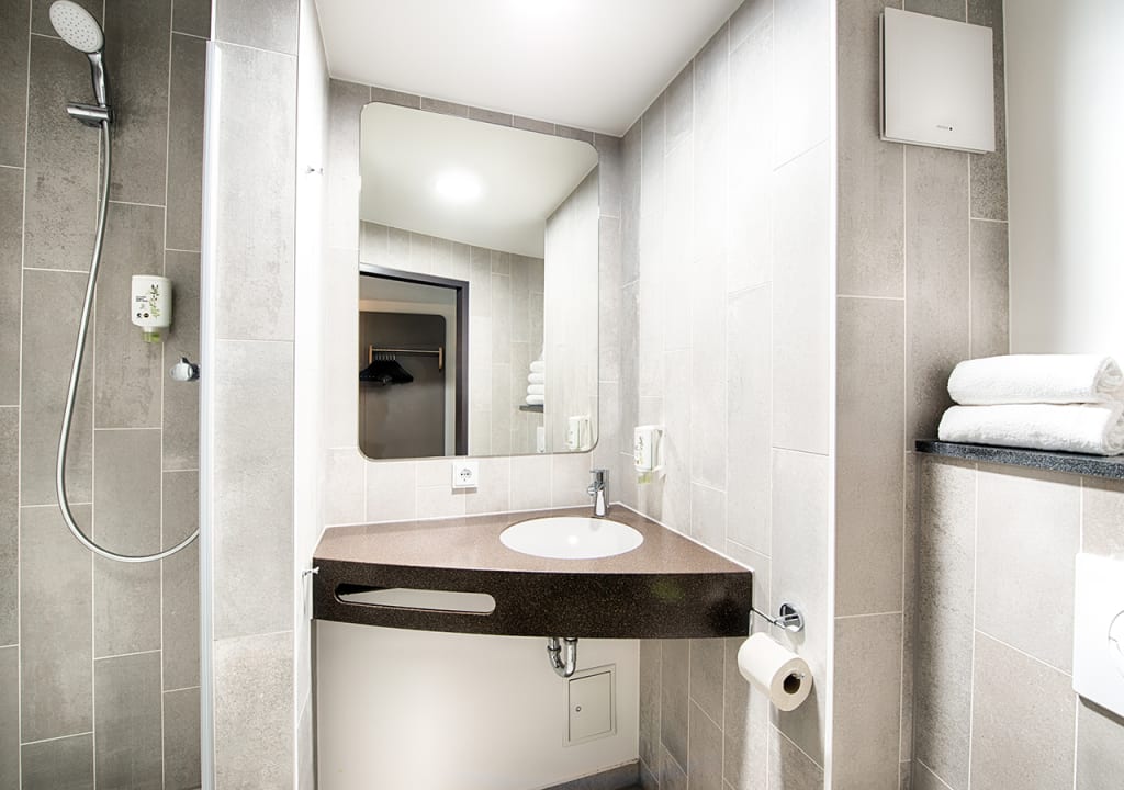 Zimmer B&B Hotel Baden Airpark