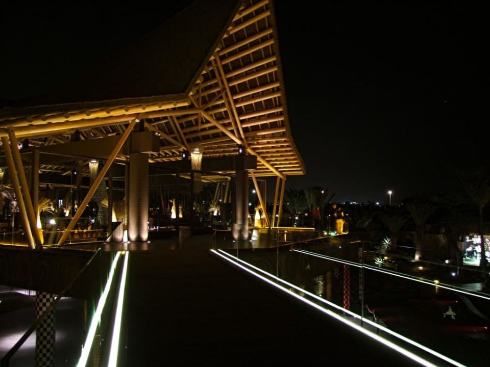 Nächtliche Eindrücke vom Hotel Lopesan Baobab Resort