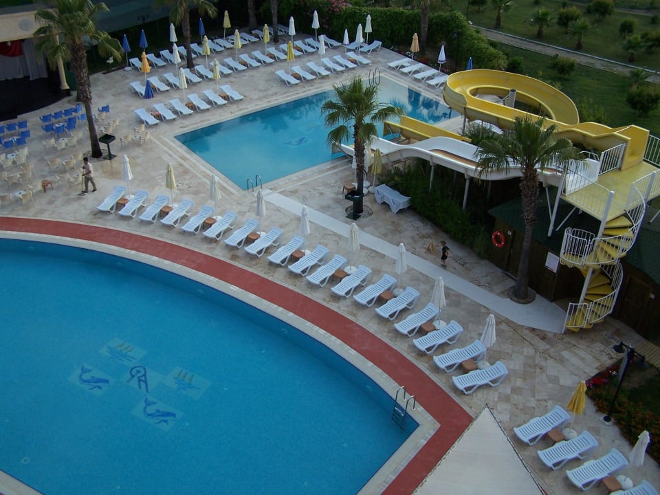 Pool Royal Atlantis Beach Hotel