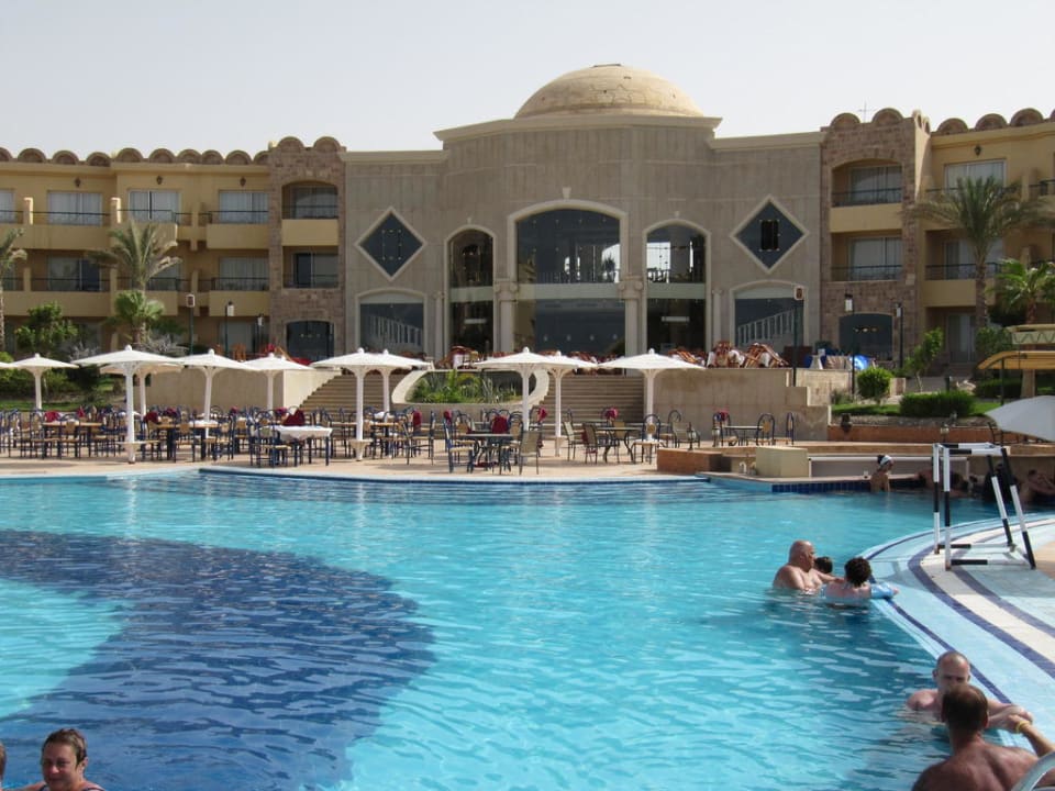 Hauptgebäude Utopia Beach Club