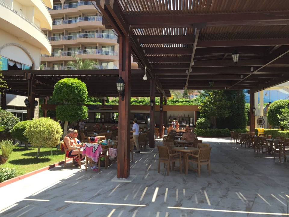 Die Poolbar Saphir Resort & Spa