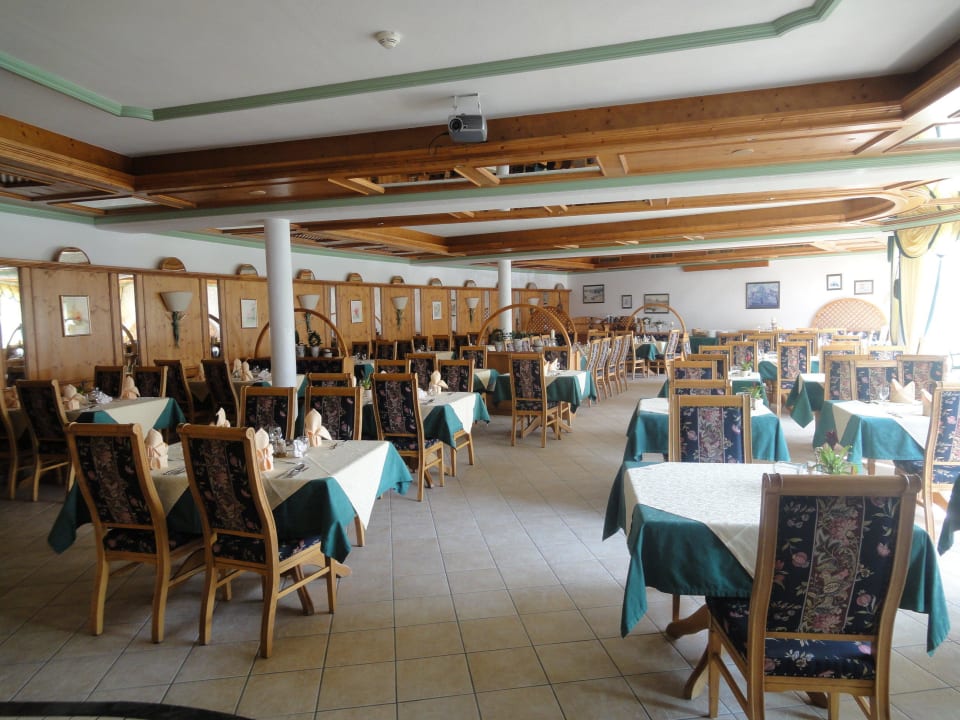 Speiseraum Wellnessresort Vier Jahreszeiten