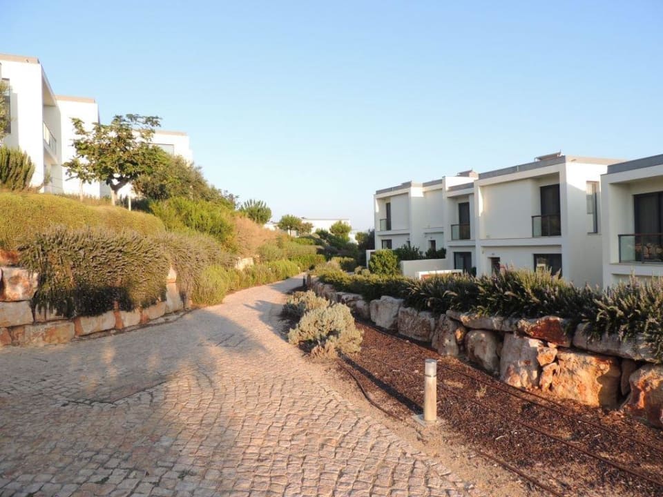 Die erste Reihe von zwei Reihen Ocean Villas Martinhal Sagres Beach Family Resort Hotel