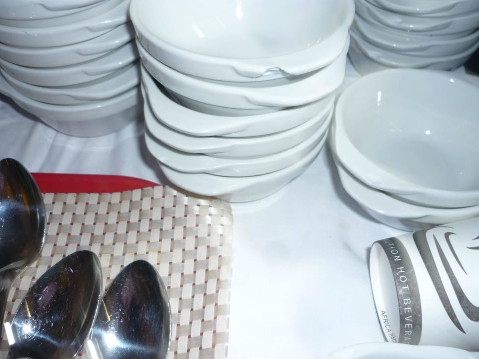 Kaputte Suppenschüssel und Teller Sentido Caribbean World Soma Bay