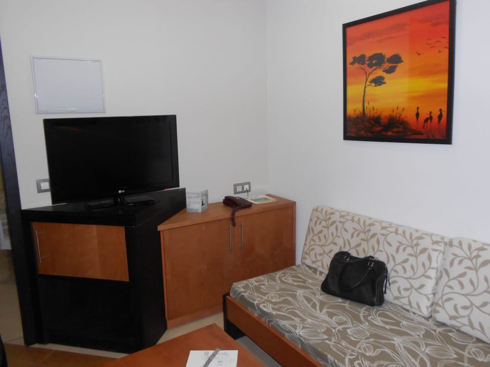 Gemütlicher Wohnbereich HL Miraflor Suites Hotel