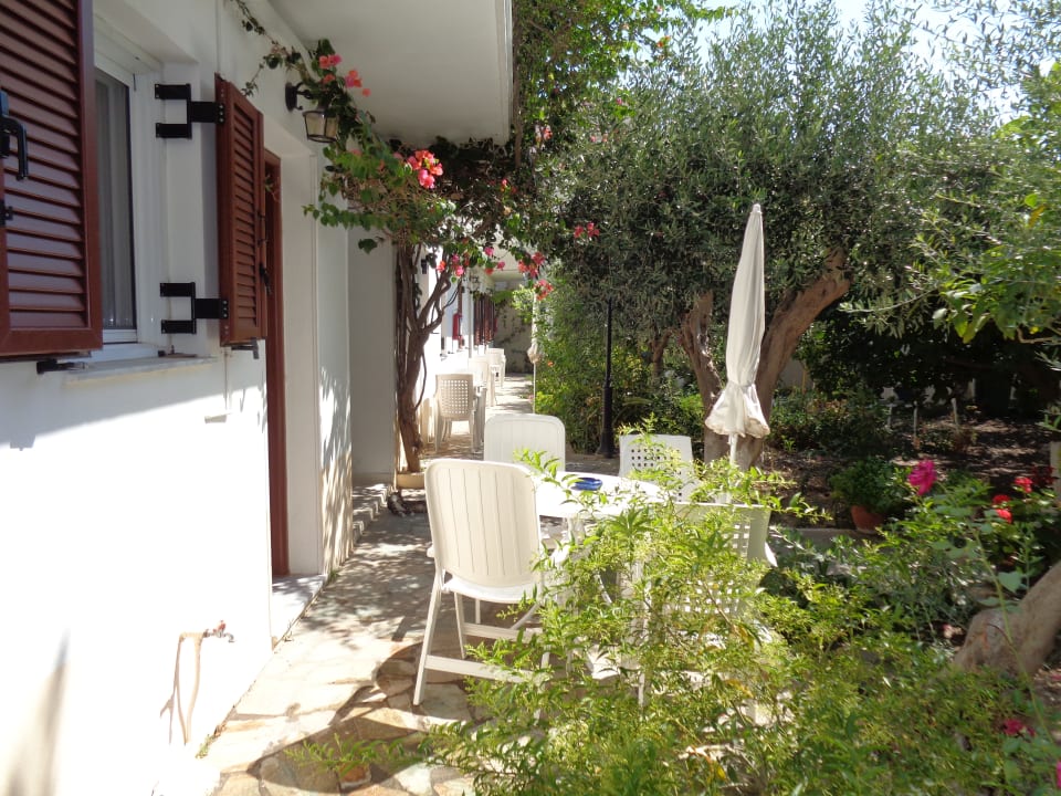 Gartenanlage Katerina Apartments