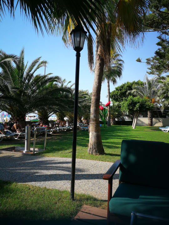 Gartenanlage Nerton Hotel - Erwachsenenhotel ab 16 Jahren