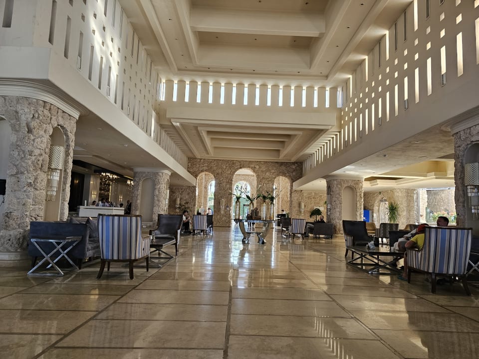 Lobby Pickalbatros Citadel Resort