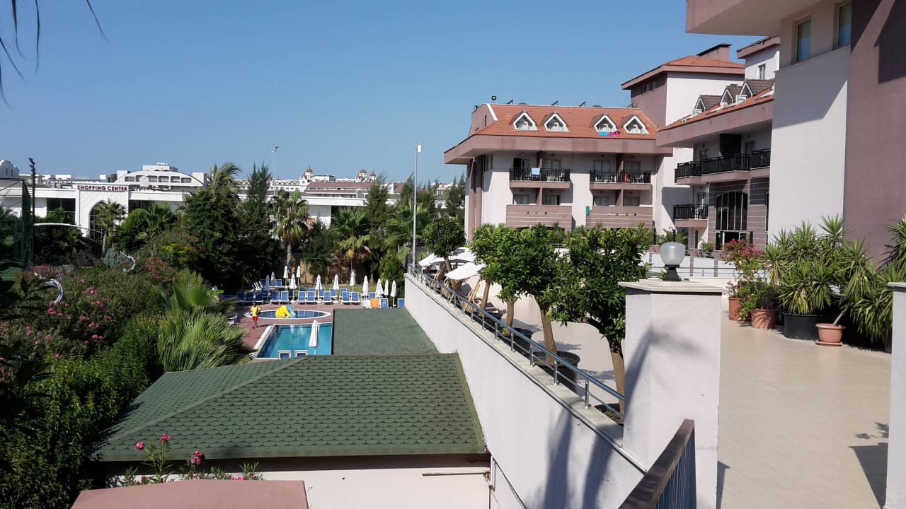 Zum Nebengebäude Hane Family Resort