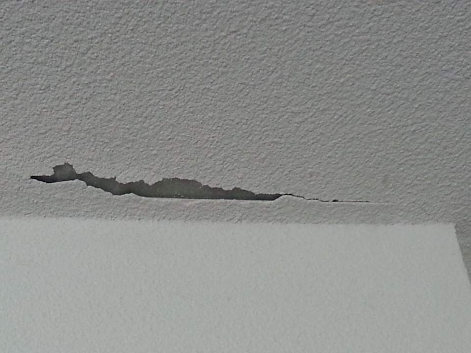 Putz blättert ab Hotel Residence Domaine des Sables