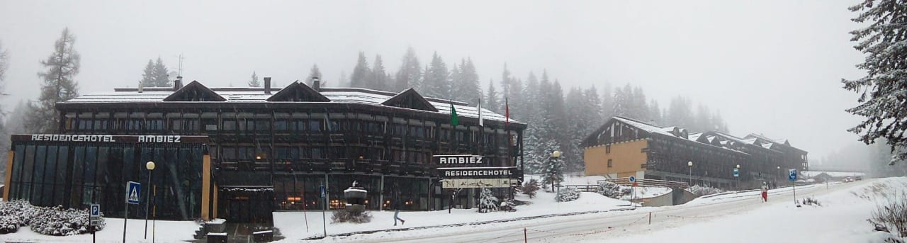Esterno Residence Hotel Ambiez