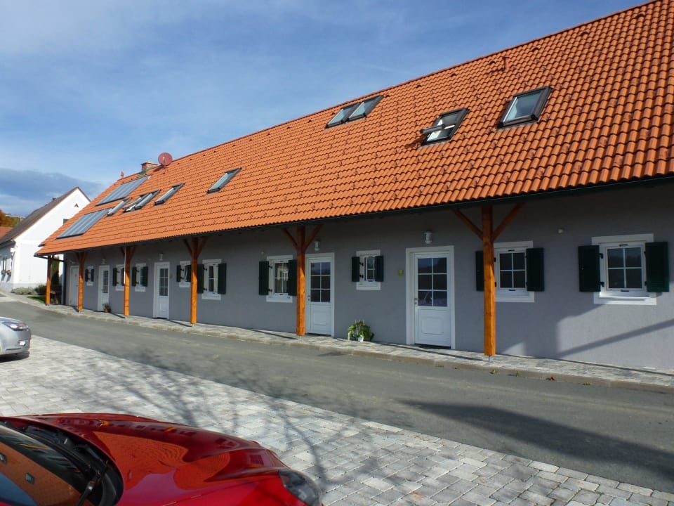 Winzerzimmer Gnaser Wolf Buschenschank und Winzerzimmer MUSTER.gamlitz