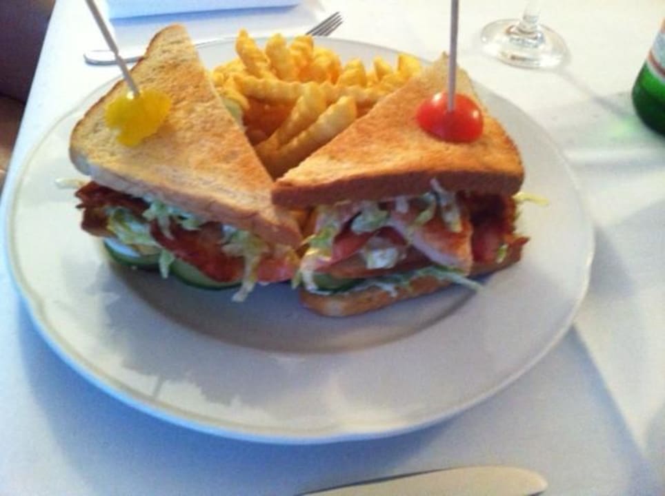 Clubsandwich Zimmerservice DoubleTree by Hilton Hannover Schweizerhof