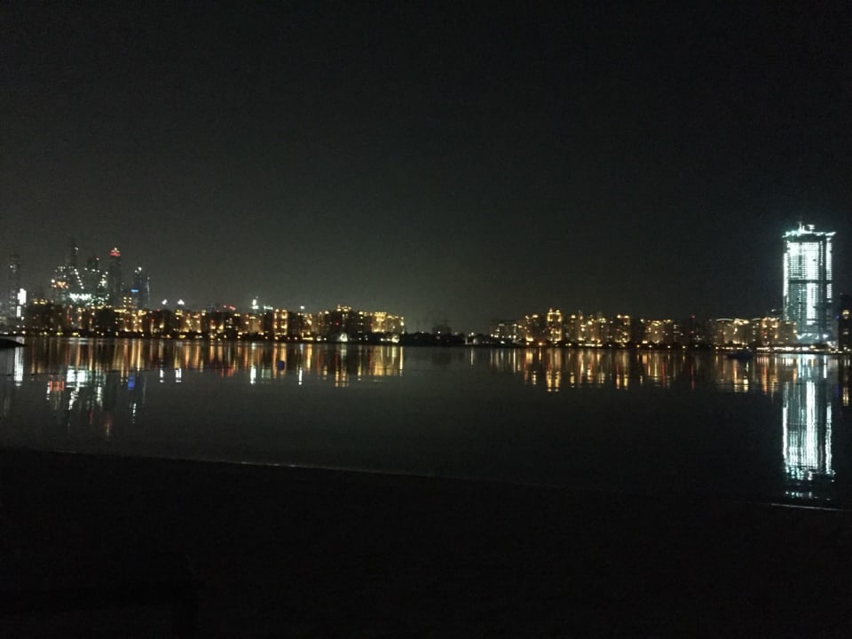 Strand Rixos The Palm Hotel & Suites