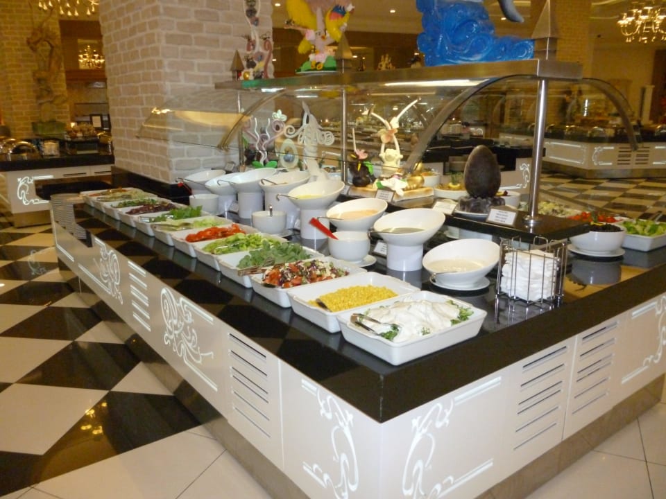 Das Buffet am Abend. Hotel Delphin Imperial