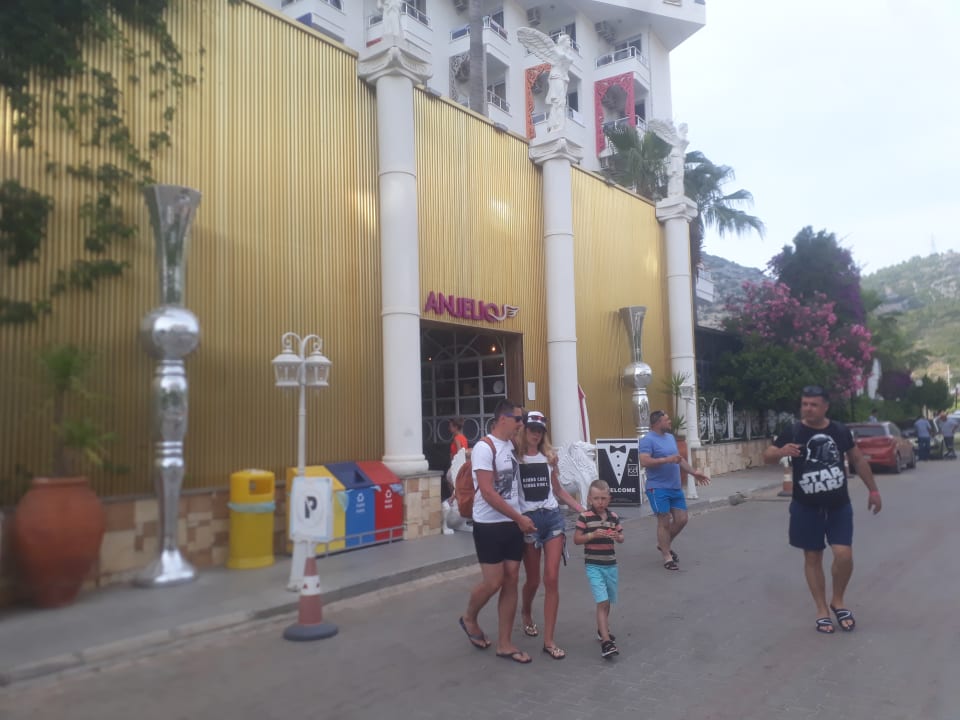 Außenansicht Club Hotel Anjeliq