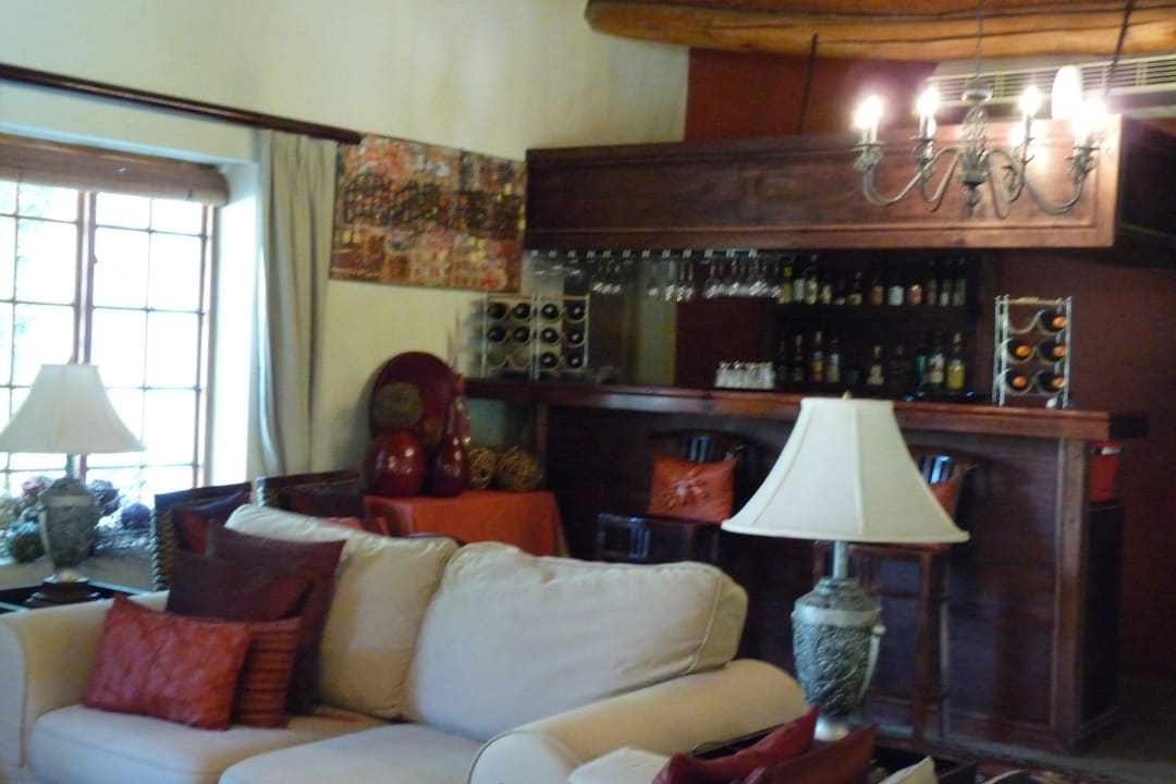 Kleiner Barbereich mit Sitzgelegenheit Guesthouse The Thorntree Country House