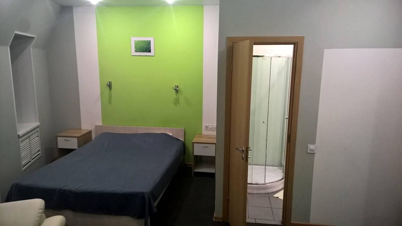 Groß genug Hotel Nino