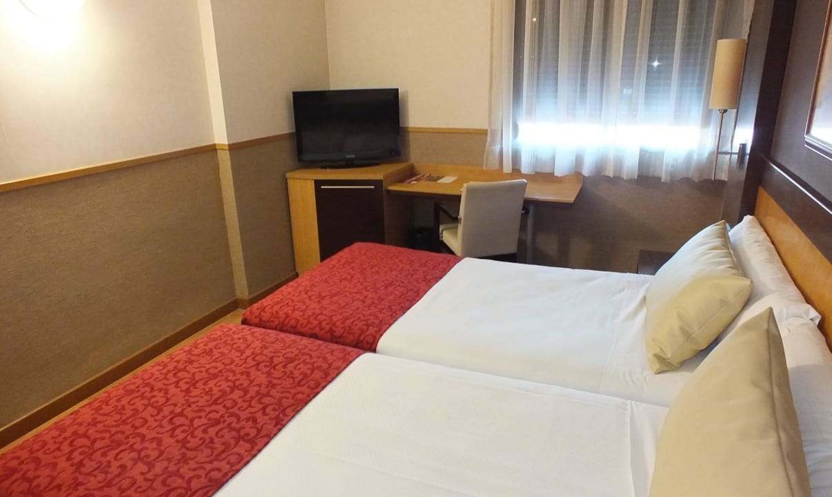 Номер отеля Hotel Catalonia Giralda