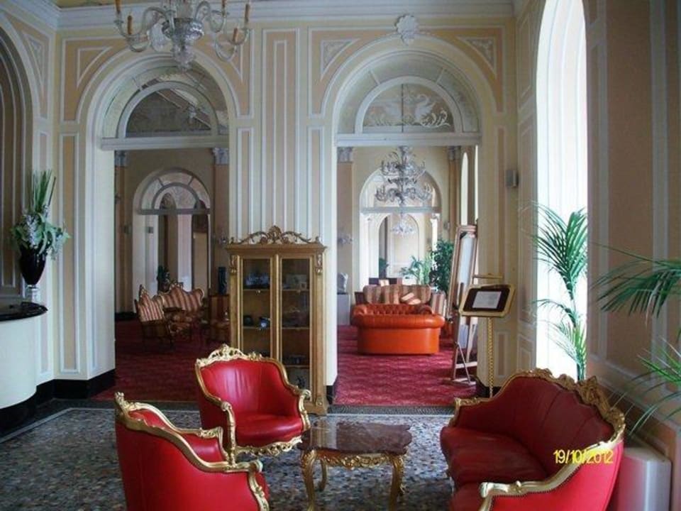 Das Schönste vom Hotel der Eingangsbereich Grand Hotel Cadenabbia