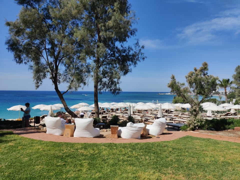 Außenansicht Hotel Grecian Sands