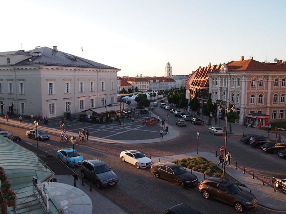 Ратушная площадь из окна Radisson Blu Royal Astorija Hotel, Vilnius