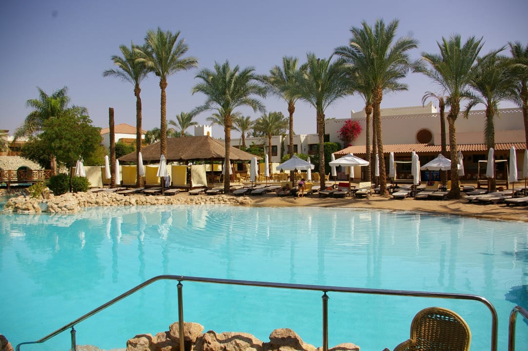 Pool mit Sandstrand Ghazala Gardens